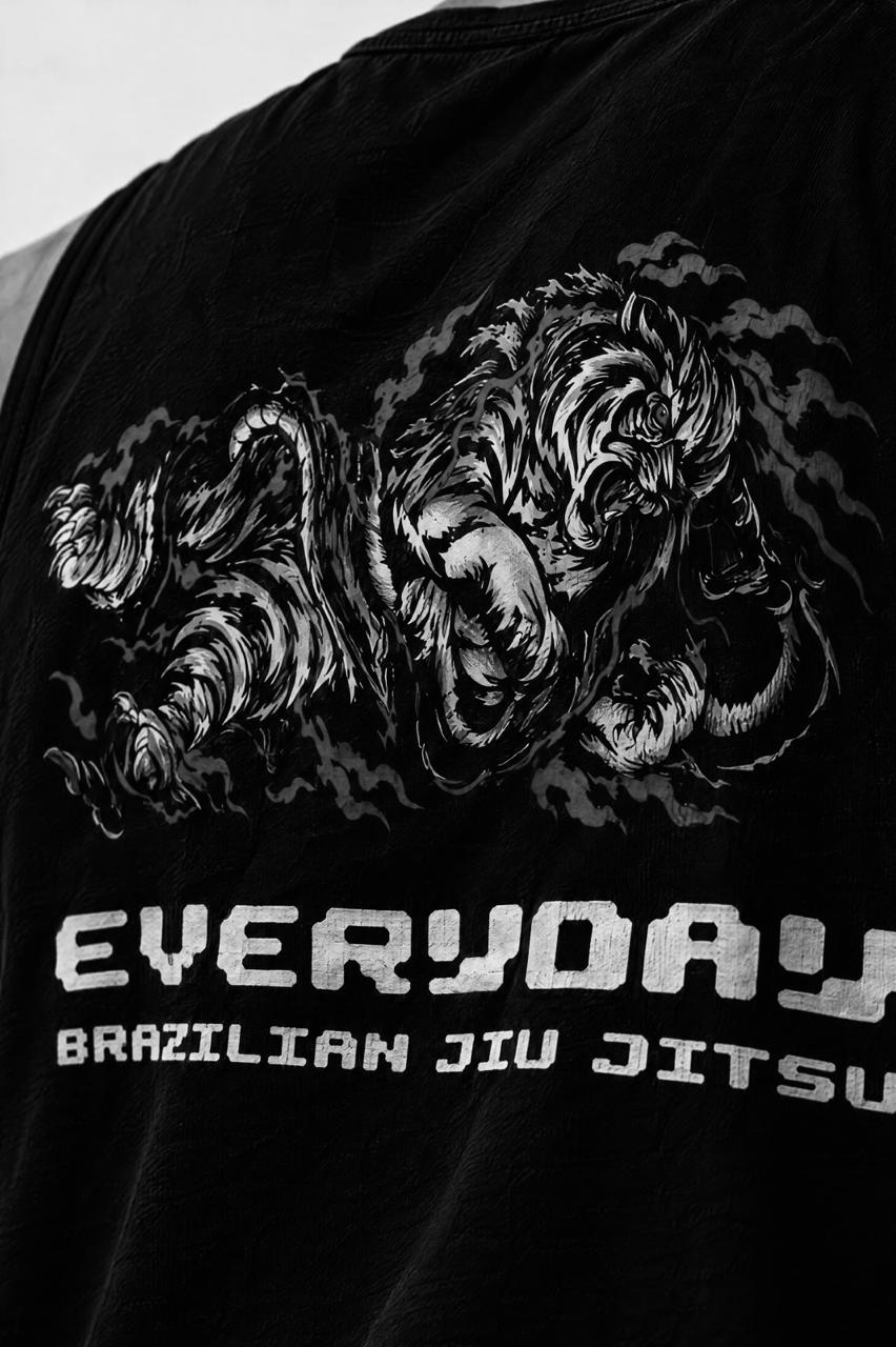 Detalhe da estampa Everyday Brazilian Jiu Jitsu nas costas